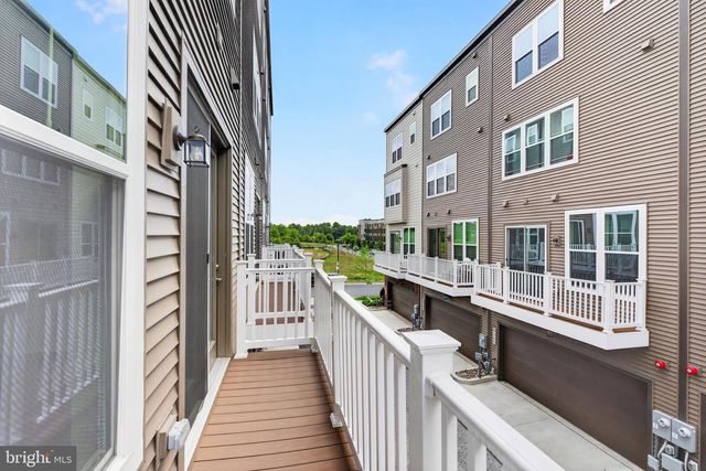 8279 FRONT LOOP, Rockville, MD 20855