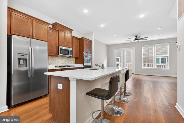 8279 FRONT LOOP, Rockville, MD 20855