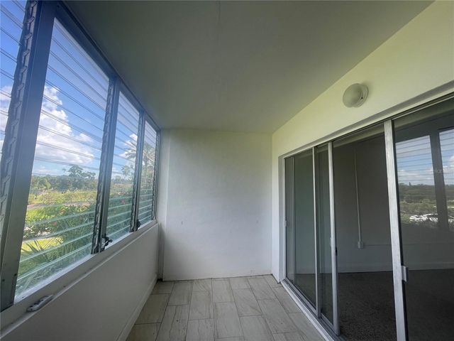 200 N BETTY LANE 1B, Clearwater, FL 33755