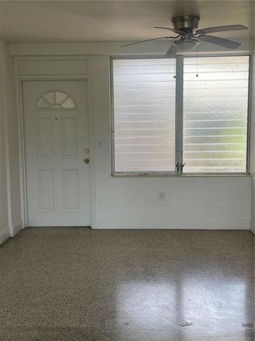 200 N BETTY LANE 1B, Clearwater, FL 33755