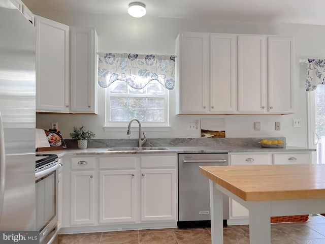 21060 WOODMERE DR, Leonardtown, MD 20650