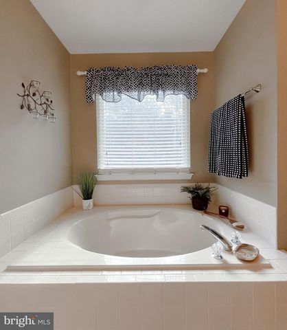 21060 WOODMERE DR, Leonardtown, MD 20650