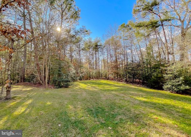 21060 WOODMERE DR, Leonardtown, MD 20650