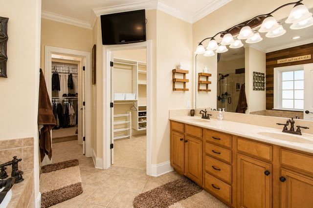 1014 Atchley Ct, Hendersonville, TN 37075