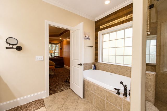1014 Atchley Ct, Hendersonville, TN 37075
