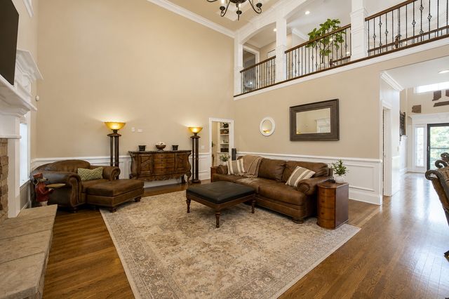 1014 Atchley Ct, Hendersonville, TN 37075