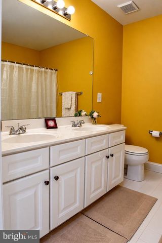 7 BRADFORD LN, Woolwich Twp, NJ 08085
