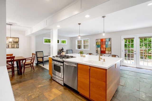 19 DE YOUNG DR, Little Falls, NJ 07424