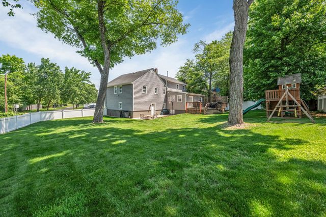 19 DE YOUNG DR, Little Falls, NJ 07424