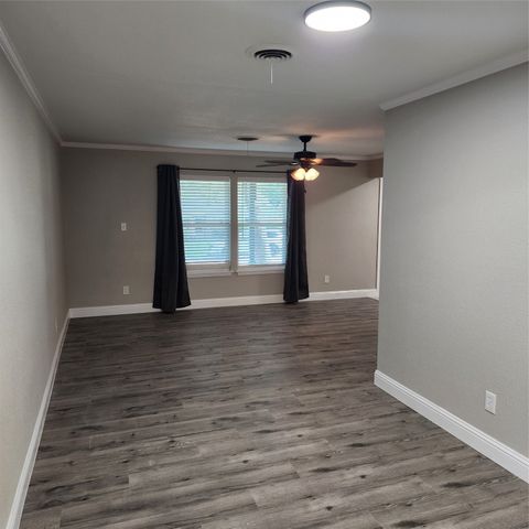 6628 Yolanda Drive, Fort Worth, TX 76112