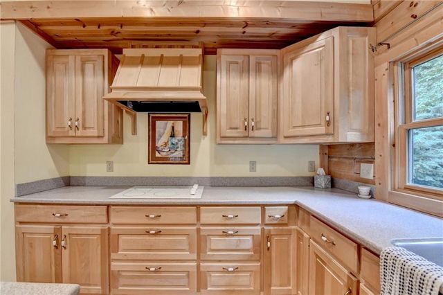 82 Walnut Grove Lane, Tiger, GA 30576