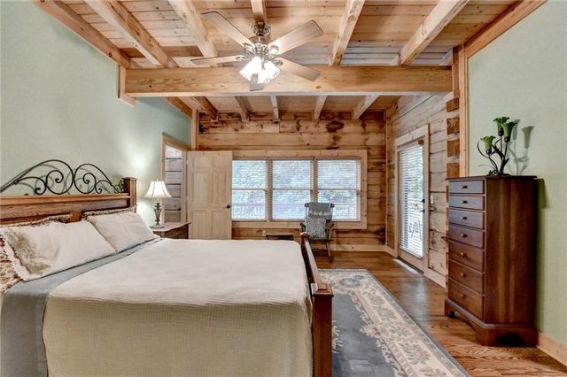 82 Walnut Grove Lane, Tiger, GA 30576