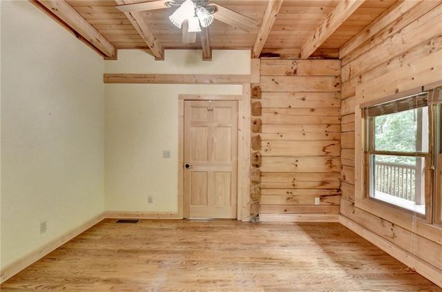 82 Walnut Grove Lane, Tiger, GA 30576