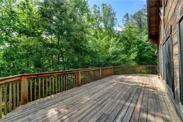 82 Walnut Grove Lane, Tiger, GA 30576