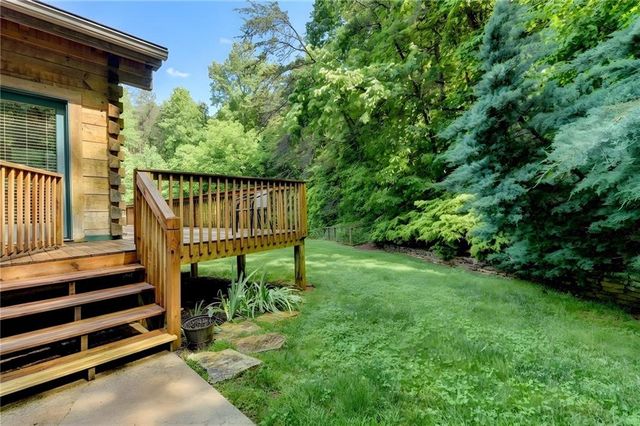 82 Walnut Grove Lane, Tiger, GA 30576