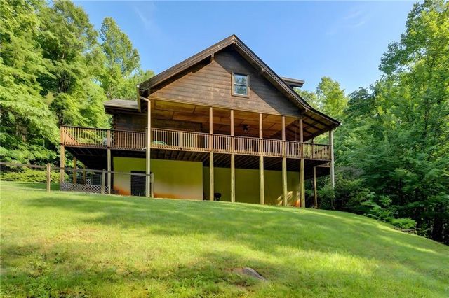 82 Walnut Grove Lane, Tiger, GA 30576