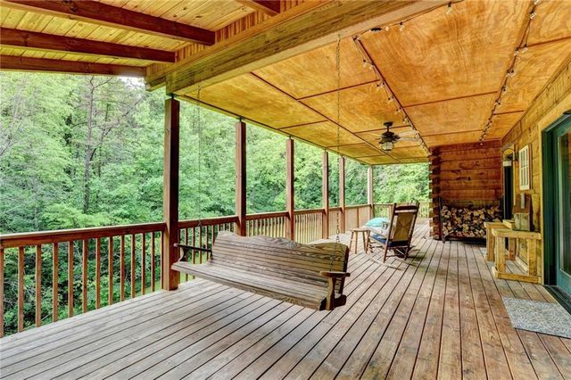 82 Walnut Grove Lane, Tiger, GA 30576