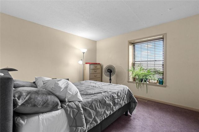 7827 Port Circle, Centerville, OH 45459