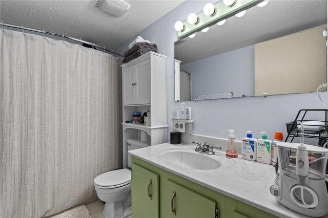 7827 Port Circle, Centerville, OH 45459