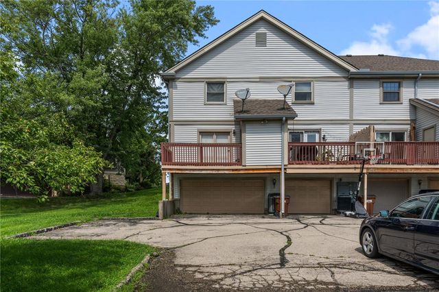 7827 Port Circle, Centerville, OH 45459
