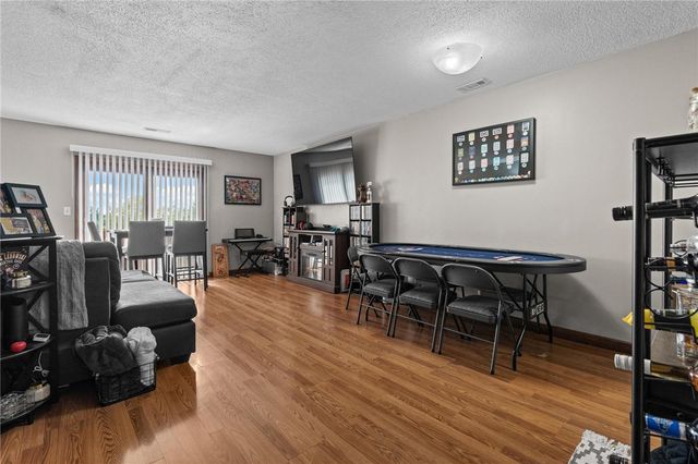 7827 Port Circle, Centerville, OH 45459