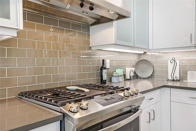 10736 SW Matisse Ln, Port St. Lucie, FL 34987