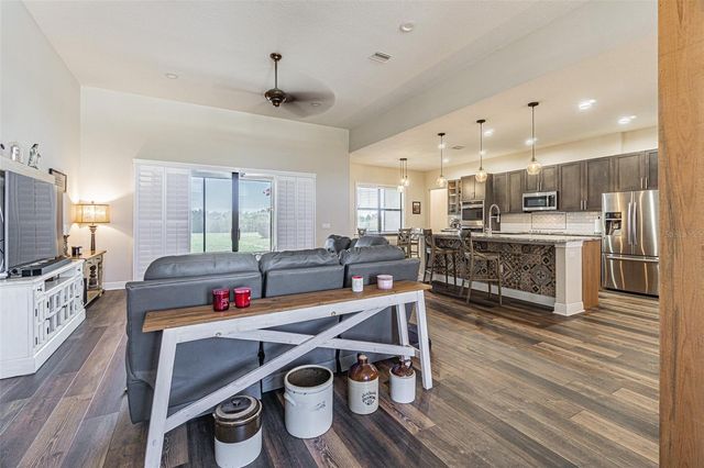 32646 WESLEY WAY, Dade City, FL 33525