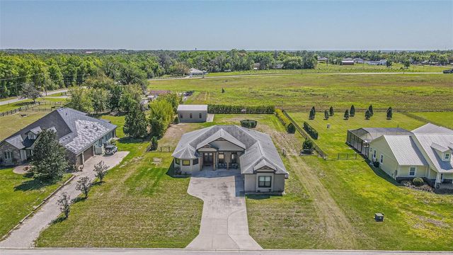 32646 WESLEY WAY, Dade City, FL 33525