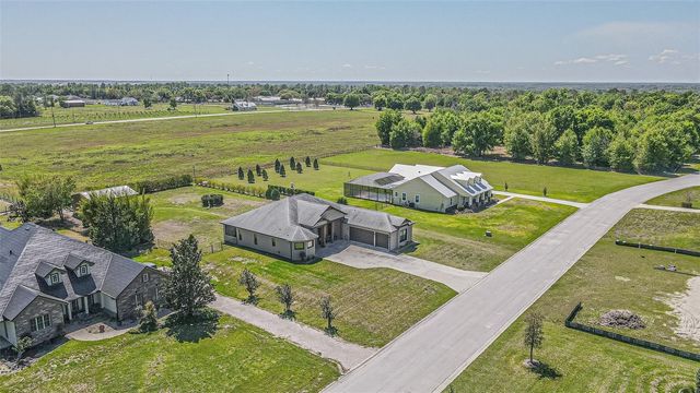 32646 WESLEY WAY, Dade City, FL 33525