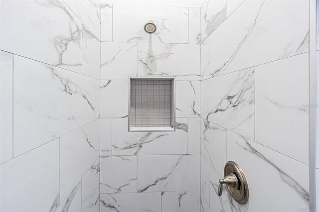 32646 WESLEY WAY, Dade City, FL 33525