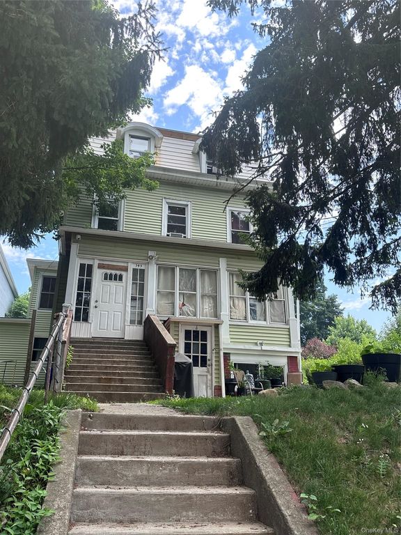 145 Fremont St, Peekskill, NY 10566