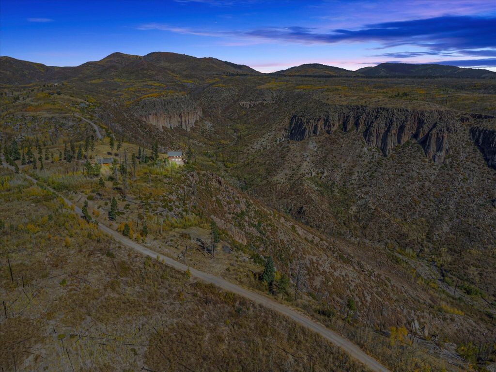 Image 2 of property listing at 995 FOREST RD 268 Road, Jemez Springs, NM 87025
