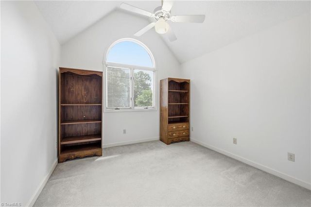 561 Mason Knoll Drive, Winston-salem, NC 27127
