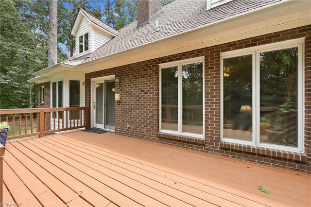 561 Mason Knoll Drive, Winston-salem, NC 27127