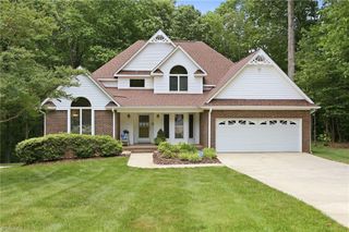 561 Mason Knoll Drive, Winston-salem, NC 27127