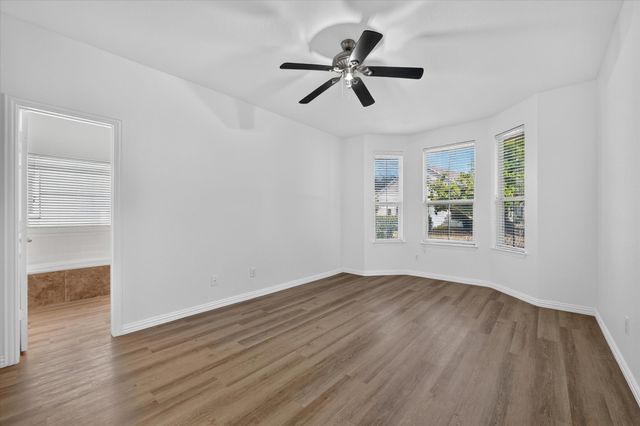 940 Fox Grove Lane, Providence Village, TX 76227