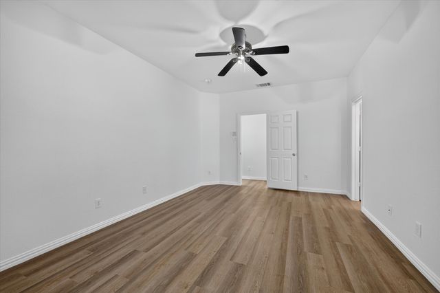 940 Fox Grove Lane, Providence Village, TX 76227
