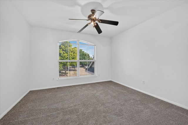 940 Fox Grove Lane, Providence Village, TX 76227