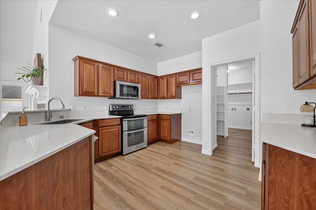 940 Fox Grove Lane, Providence Village, TX 76227