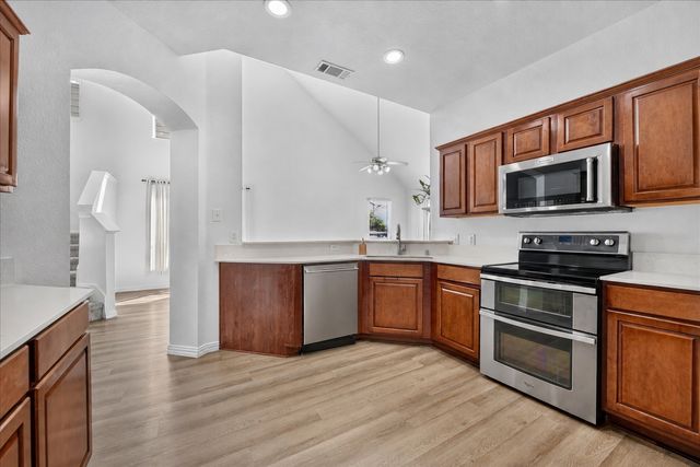 940 Fox Grove Lane, Providence Village, TX 76227