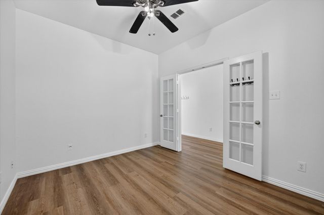 940 Fox Grove Lane, Providence Village, TX 76227