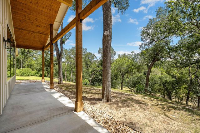 1014 Country Club RD, Georgetown, TX 78628