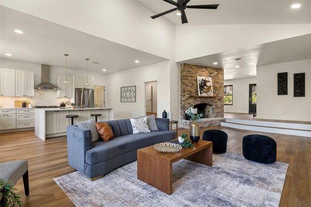 1014 Country Club RD, Georgetown, TX 78628