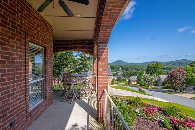 12 Lanes End, Little Rock, AR 72223