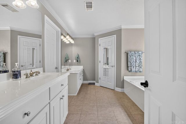 12 Lanes End, Little Rock, AR 72223