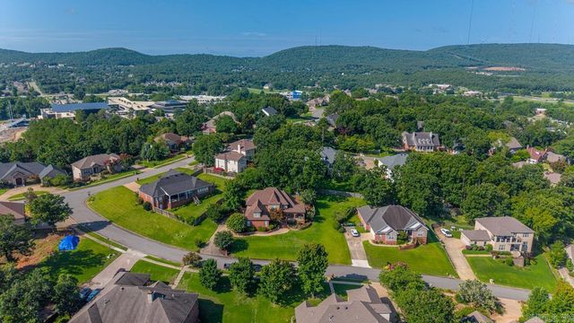 12 Lanes End, Little Rock, AR 72223