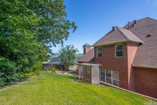 12 Lanes End, Little Rock, AR 72223