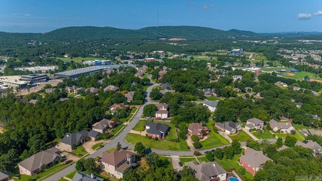 12 Lanes End, Little Rock, AR 72223
