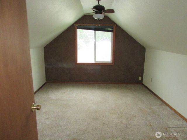 725 W Main, Morton, WA 98356