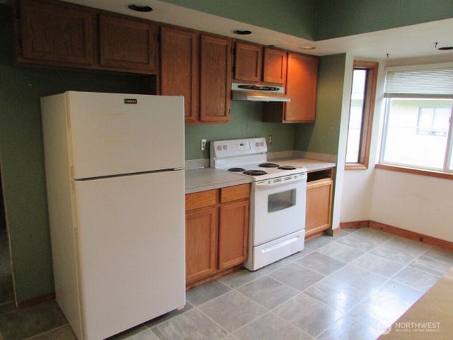 725 W Main, Morton, WA 98356